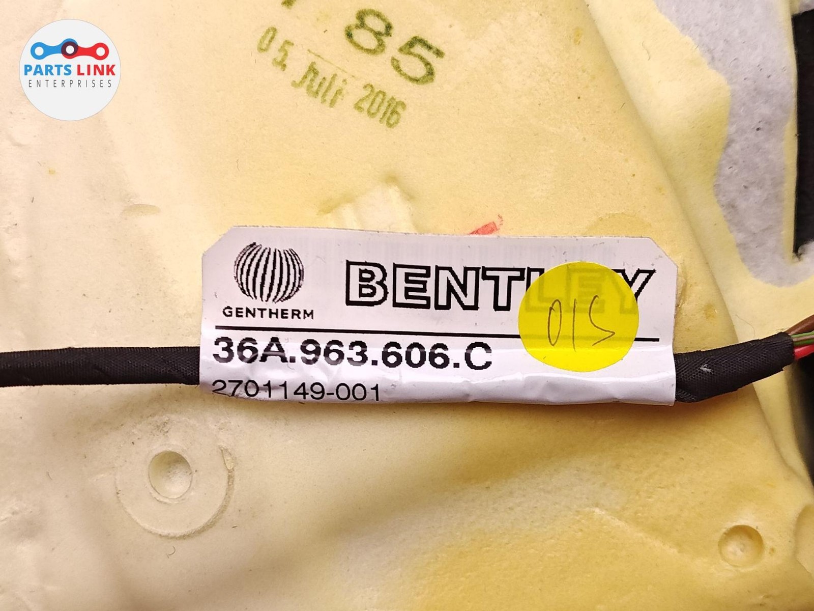 Bentley Bentayga 2016-2020 Rear Right Lower Seat bottom cover