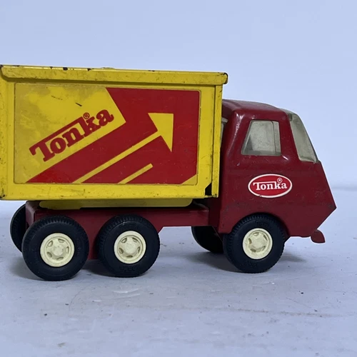 Vintage Tonka Mini Delivery Box Truck 1970’s 5” Long Great Condition