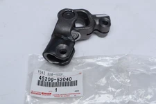 Toyota Genuine Steering Yoke 45209-52040 Column Joint Coupler OEM NEW Japan