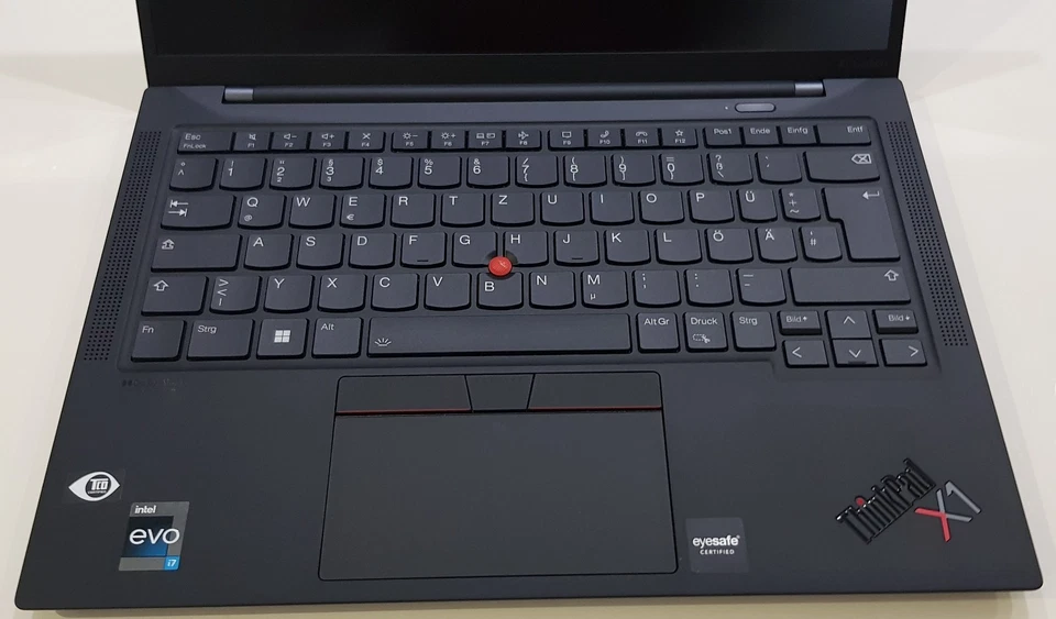 Lenovo ThinkPad X1 Carbon · i7-1255U · 16GB · 512GB, Foto 4 von 5