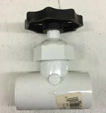 Mueller Streamline PVC Globe Valve 3/4" Slip (Socket) End  **Lot of 5 **