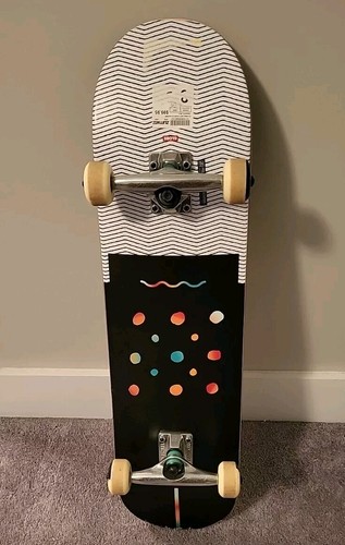 Globe G2 Ramones Skateboard 8.0 Inch Rocket To Russia - Board