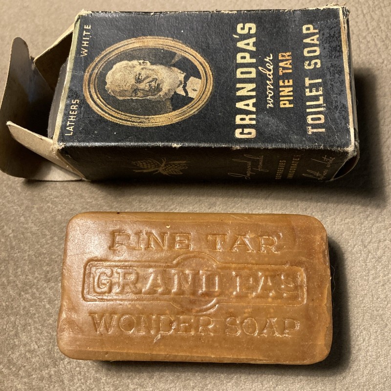 Vintage Grandpa's Wonder Pine Tar Toilet Soap Medium Bar Original Box Ad History