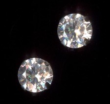 New 10K Solid White Gold 5mm Round Clear Crystal CZ Solitaire Stud Earrings zM