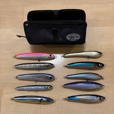 Fishing Lure Ripple Fisher and others10 green plugs multi-container M set