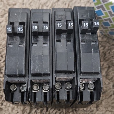 Square D QO1515 15A Tandem Circuit Breaker 2-Pole 120/240V Lot of 4