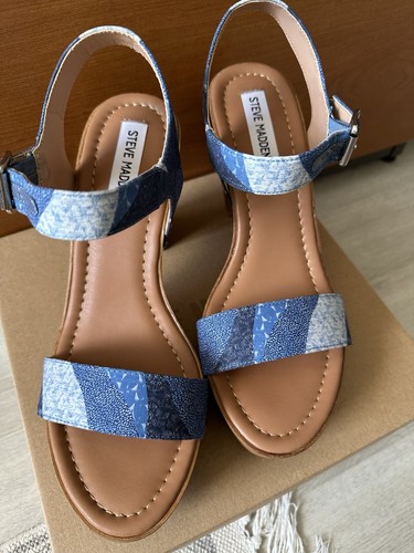 New With Box, Steve Madden Platform Sandals, Size 8.5 - Picture 2 of 5