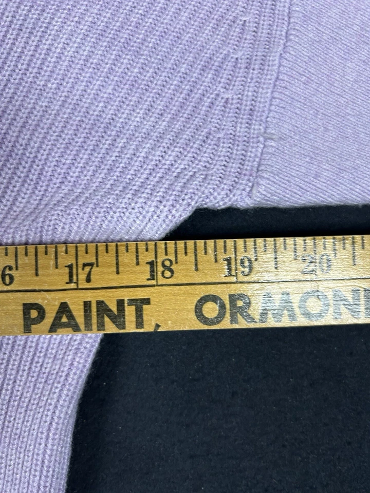 Suéter Pullover Casa Blanca Mercado Negro Talla XS Algodón Lila Cuello en V Foto 2 de 4