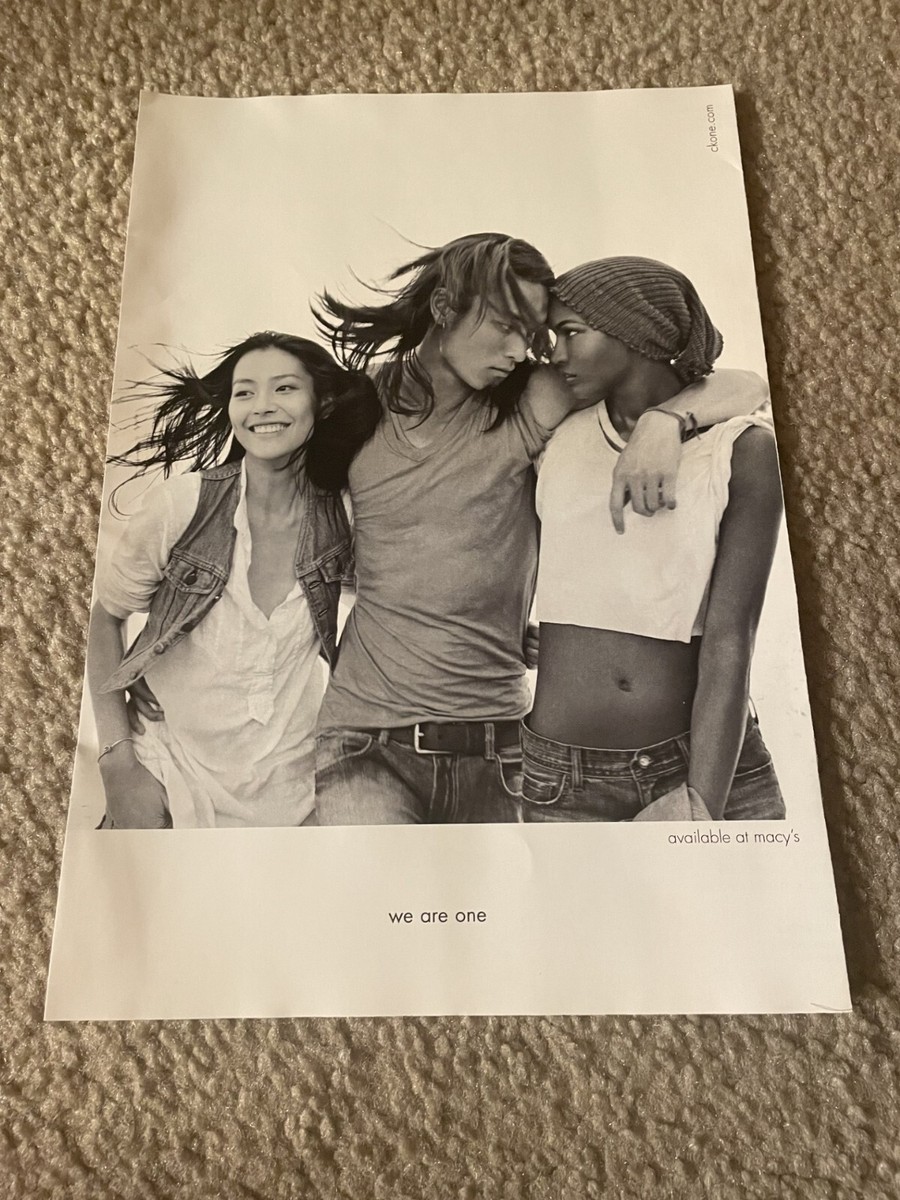 Vintage 2009 CALVIN KLEIN CK ONE SCENE PRINT AD FEMALE MODELS