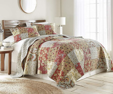 Leslie 3-Piece Floral Patchwork Pre-Washed 100 Cotton Quilt Set, Queen