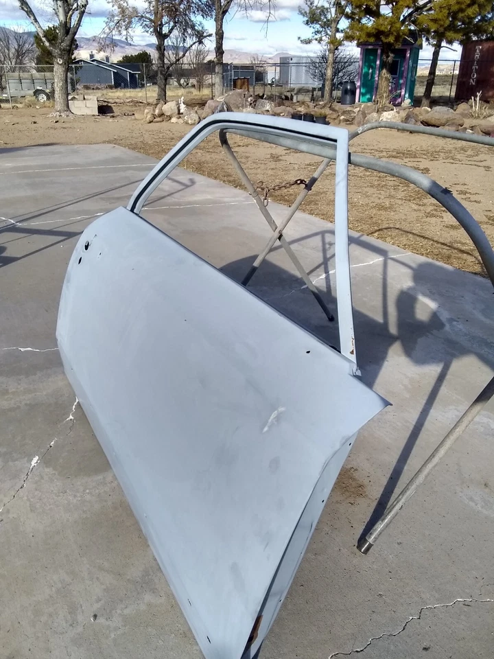 OEM 1967 1966 Chevrolet El Camino Door Shell Passenger Side Solid 67 66 GM Metal - Image 3 of 4