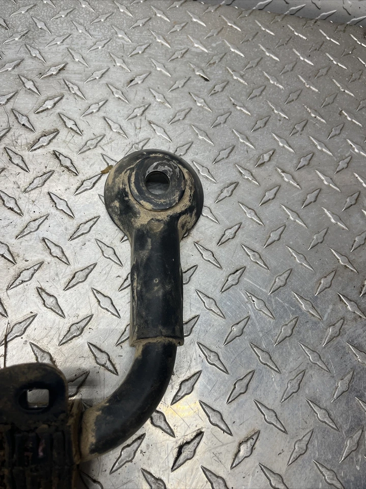 Barra estabilizadora trasera Polaris RZR 800 EFI 09 4x4 Foto 3 de 4