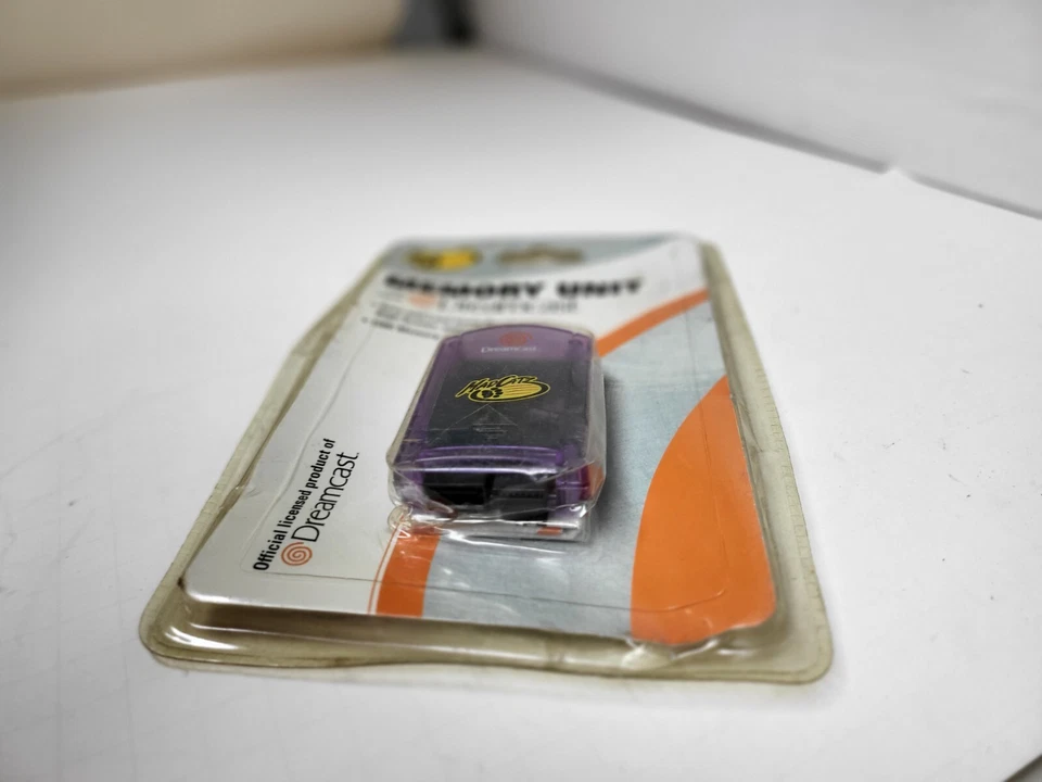 NEW MAD CATZ CLEAR PURPLE 128K Memory card unit for Sega Dreamcast Creased #i26 - Image 4 of 4