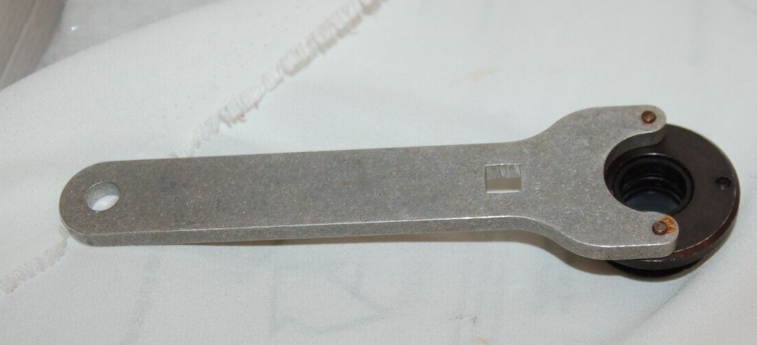Unbranded Flange Wrench with 1.5 Inch Power Grinder Span