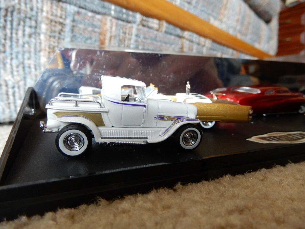 HOT WHEELS LEGEND BARRIS KUSTOM LIMITED EDITION 4 CARS HOT WHEELS LEGEND BARRIS KUSTOM LIMITED EDITION 4 CARS
