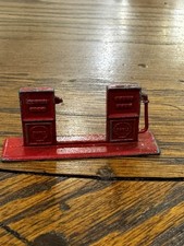 Vintage 1950s Tootsietoy Shell Gasoline Diecast Metal Red Gas Pumps