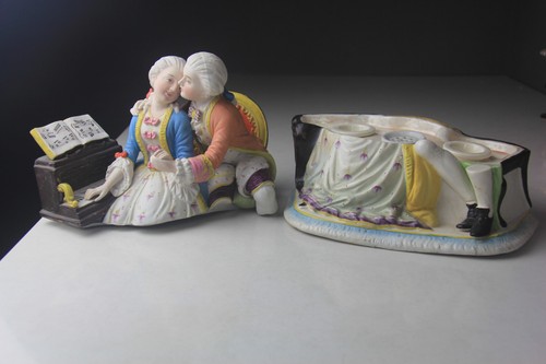 Antique German Bisque Porcelain Figural Inkwell w/ Man & Woman next to a Piano - Picture 15 of 22