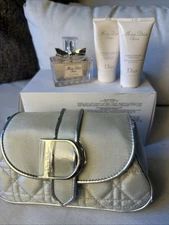 Dior 50 ml natural spray with moisturizer and shower gel and bag