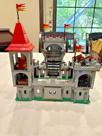 LEGO Castle: King's Castle (7946)