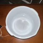 VTG FIRE KING-WARE MILK GLASS MIXING BOWL W/SPOUT MADE FOR SUNBEAM MIXERS