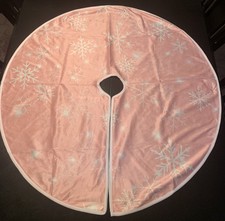 Light Pink Tree Skirt With White Snowflakes 34  Rd