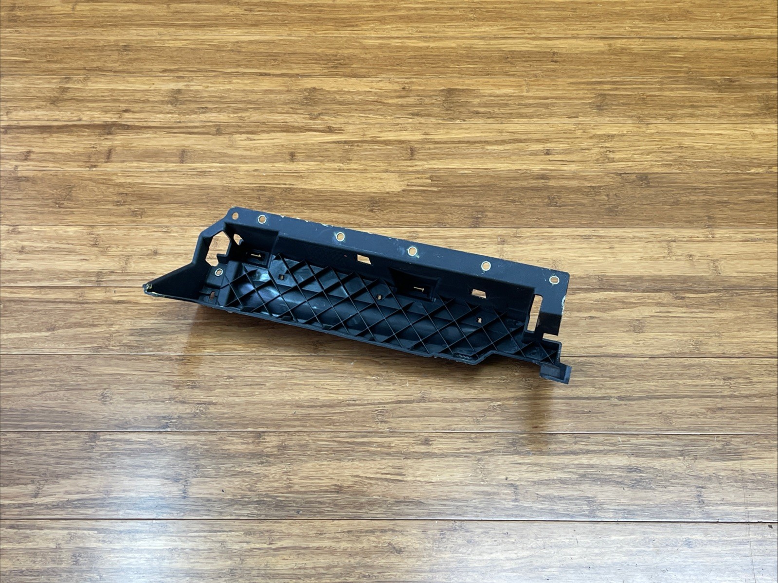2018-2024 Ferrari Portofino F164 Right Center Dash Trim Panel 89090900 OEM
