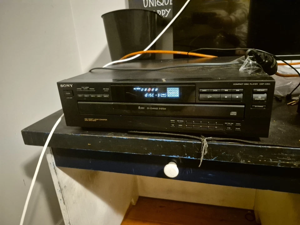 Sony CDP-C265 5 Disc CD Carousel Changer Player No Remote Tested - Image 3 of 4
