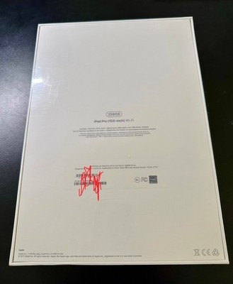 Apple iPad Pro (10.5-inch) A1701 256 GB, Wi-Fi, 10.5 in - Silver