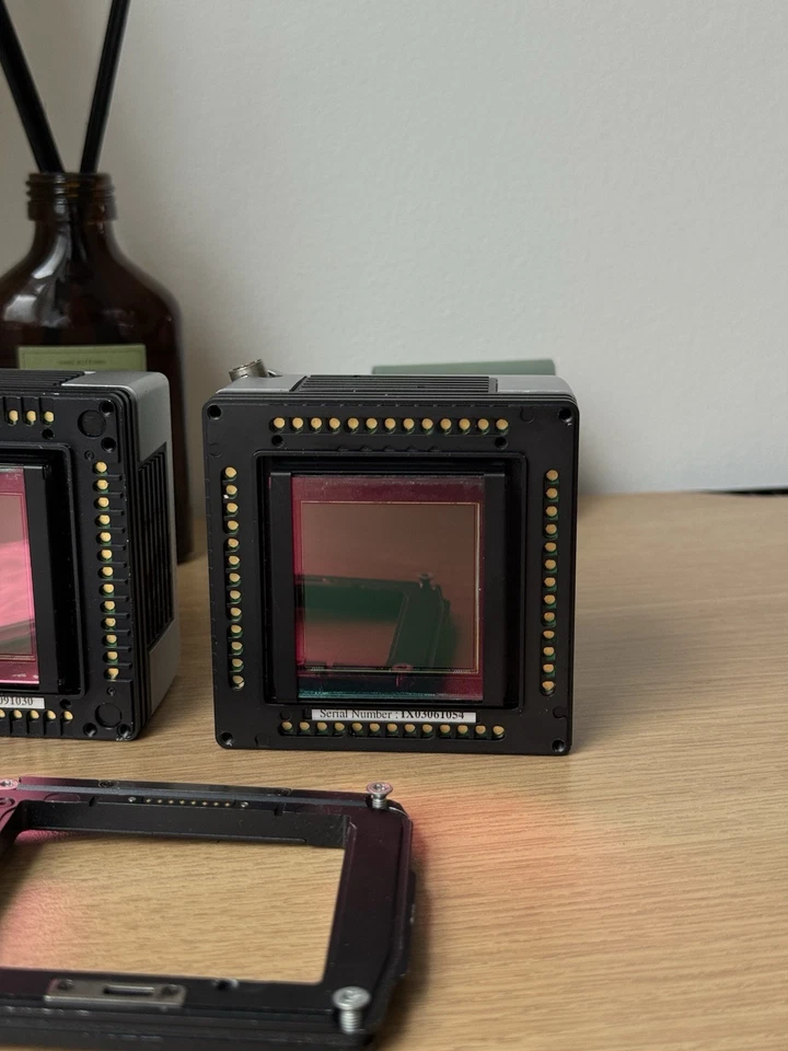 Hasselblad Imacon Ixpress Digital Back for V or H easy returns - Image 2 of 4