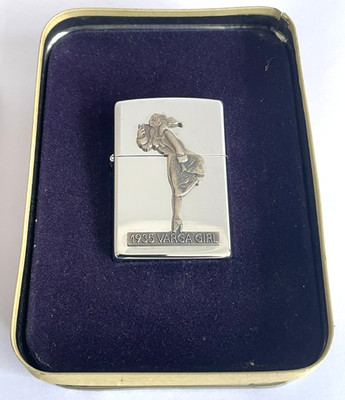 (Neu) Vintage Zippo Feuerzeug - 1993 The Varga Girl 1935 High Polish Chrome OVP