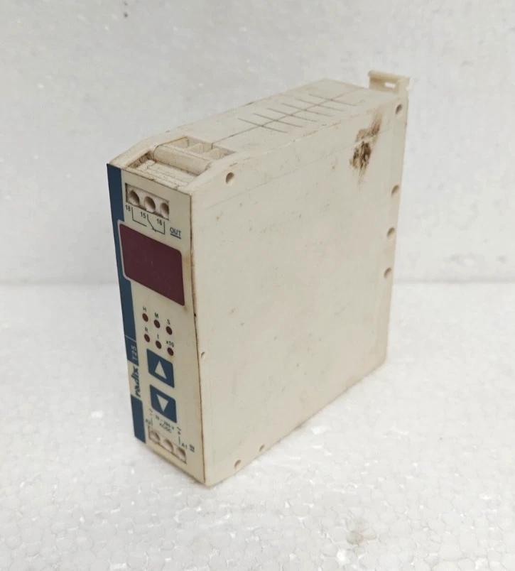 RADIX T25 2 DIGIT TIMER 20-265VAC/DC - Image 4 of 4