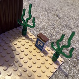 LEGO SpongeBob: The Emergency Room (3832) Complete but no ambulance stickers 