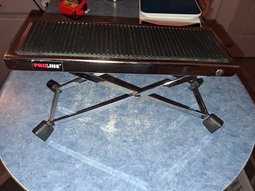 FretRest by Proline Deluxe Guitar Footstool Chrome FR1CR EUC