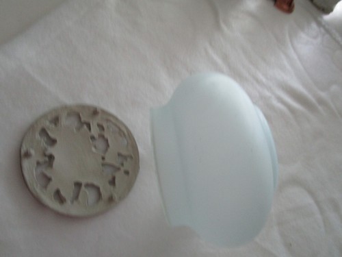 Vtg Brass Rose Potpourri Embossed,Glass Jar Lid -Powder Jewelry Vanity Trinket - Picture 6 of 6