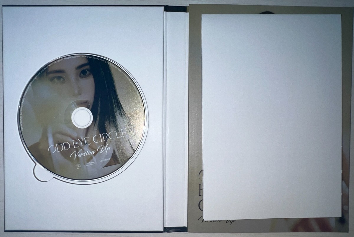 LOONA ODD EYE CIRCLE アルバム　サイン入り CD LOONA ODD EYE CIRCLE [Version Up] Autographed Signed Album