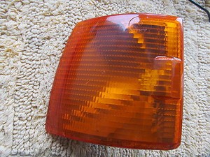 Rücklicht links VW T4 Caravelle 2.5TDI Transporter Kombi Modell 2000   701953049