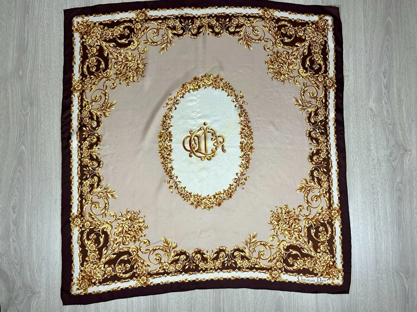Écharpe en soie Christian Dior or beige vintage AUTHENTIQUE