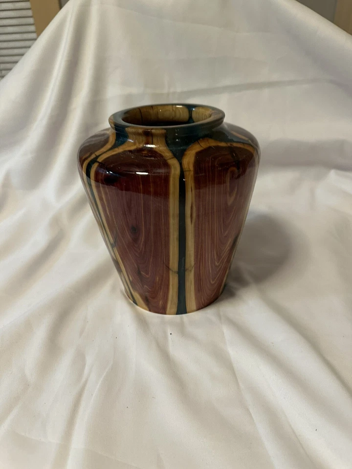 Jarrón de madera y epoxi/gran regalo de Whitetail Studios Wood Works hecho en EE. UU. Foto 4 de 4