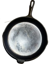 Early No 12 Cast Iron Skillet  Heat Ring by Lodge Mfg Co