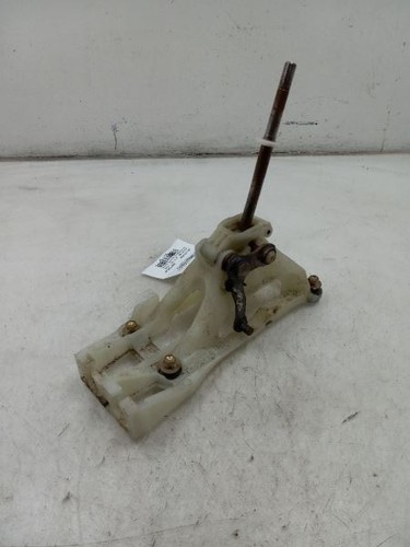 2000 TOYOTA MR2 SPYDER 1.8L MANUAL TRANSMISSION SHIFTER