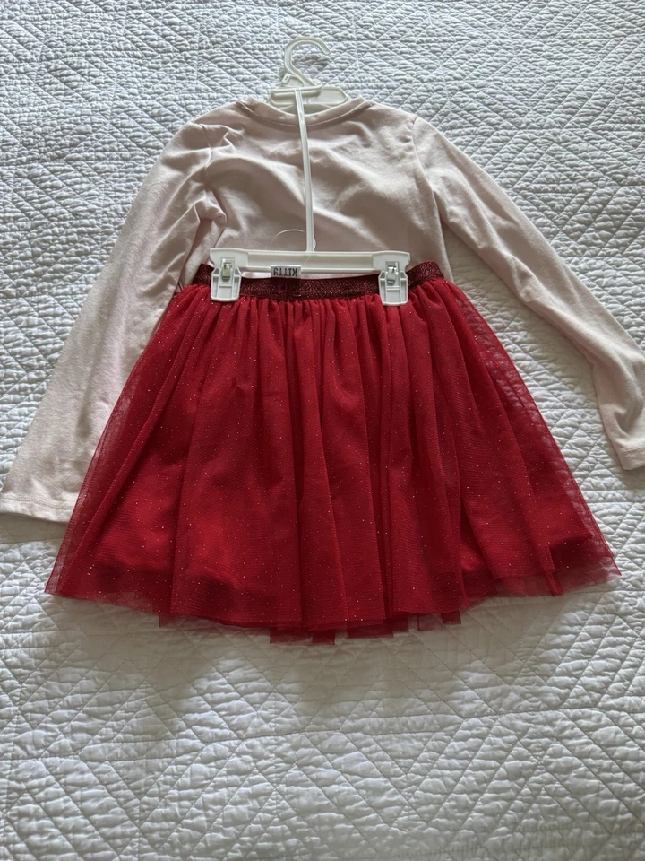 Conjunto de 2 piezas de traje de Hello Kitty para niñas talla 6 Foto 2 de 4