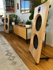 Caladan Open Baffle speakers - Clayton Shaw Acoustic Lab - Maple