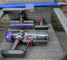 Dyson V11 Absolute SV28 Handheld Vacuum Cleaner+tools full working clean