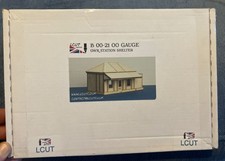 LCUT B 00-21 GWR Station Shelter OO Gauge