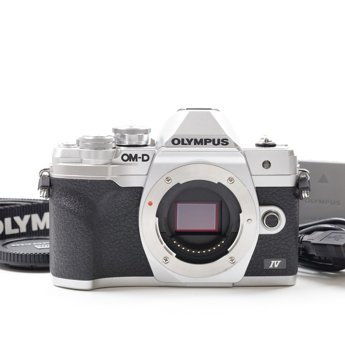 ■ほぼ新品■ OLYMPUS OM-D E-M10 MarkIV Olympus OM-D E-M10 Mark IV Mirrorless Camera (Silver)