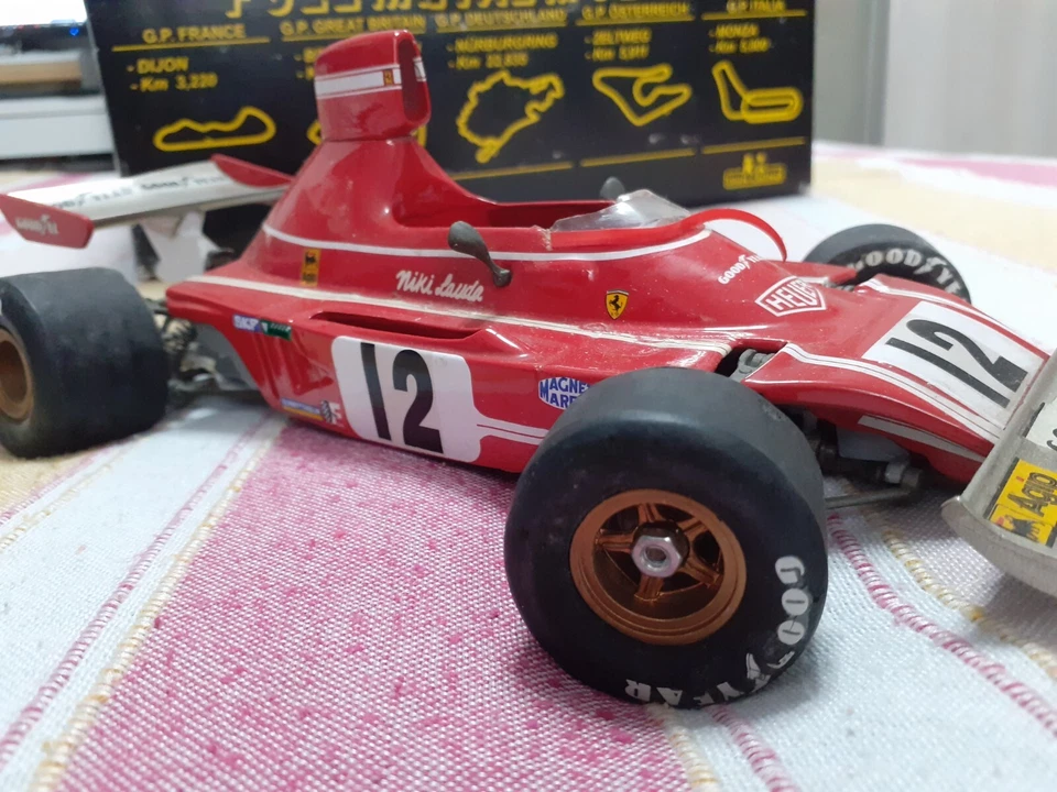 1:18 TWIN CRONO FERRARI 312 B3 74 AUTO DA CORSA F1 NIKI LAUDA ROSSO - Immagine 4 di 4