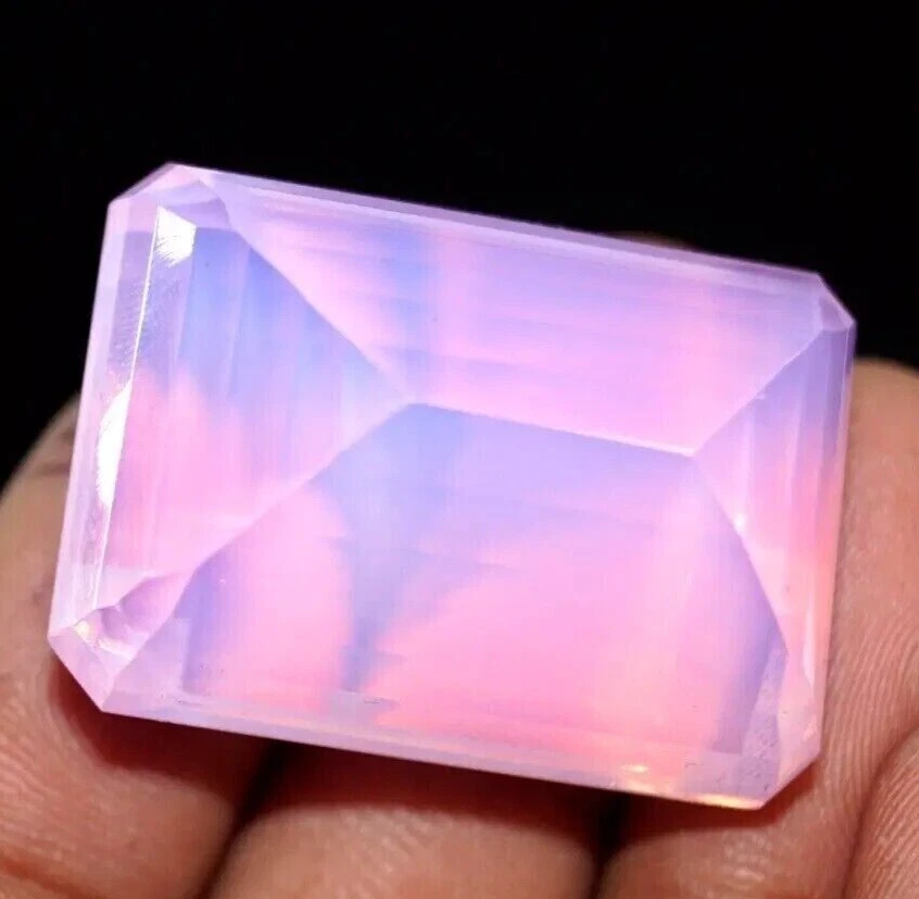 Large 12.35 Ct. Ethiopian Natural Purple-Pink Opal Emerald Cut Loose Gemstone - Image 3 of 4