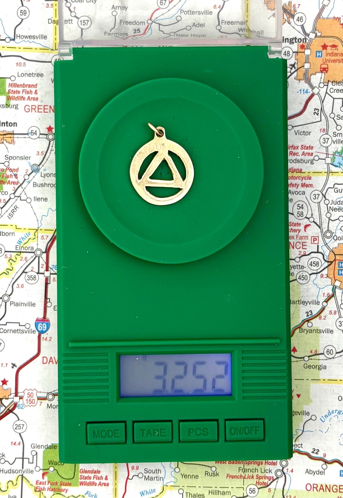 14k Solid Gold Alcoholics Anonymous circle triang… - image 7