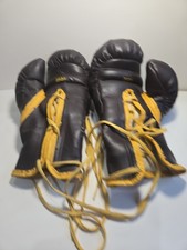 Vintage Everlast 2920 Boxing Gloves 10oz