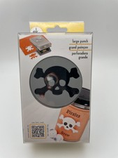 NEW EK SUCCESS PIRATE SKULL LARGE PUNCH 54-31211 HALLOWEEN BONES 5" X 3" A